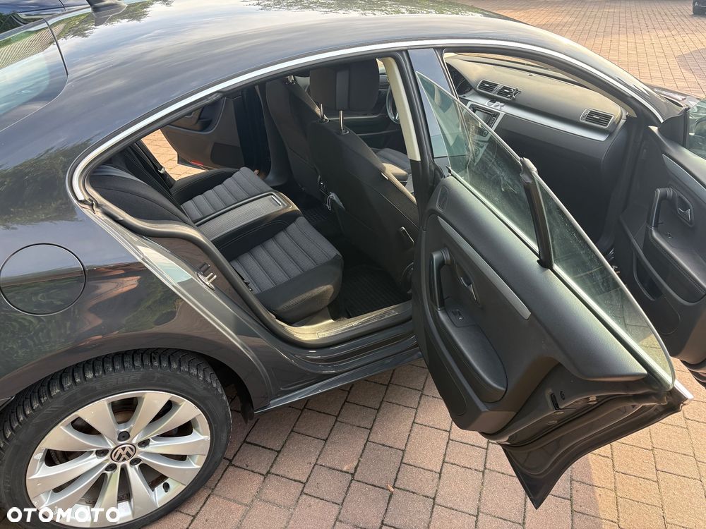 Volkswagen Passat CC - 12