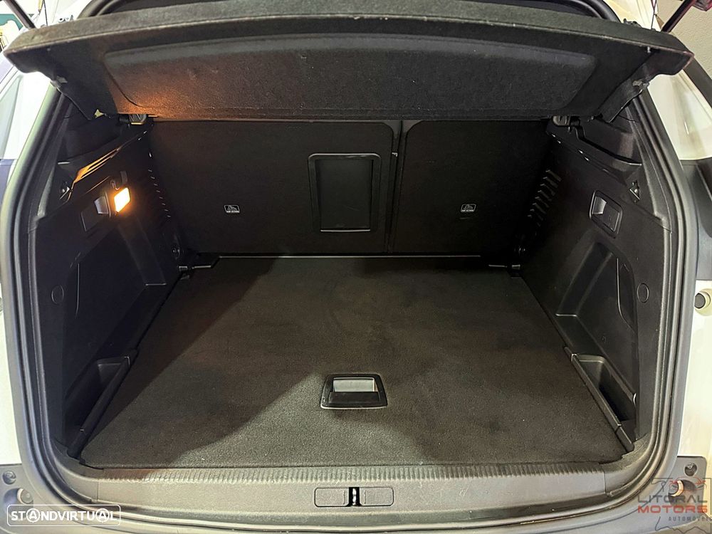 Peugeot 3008 1.2 PureTech Allure Pack EAT8 - 11