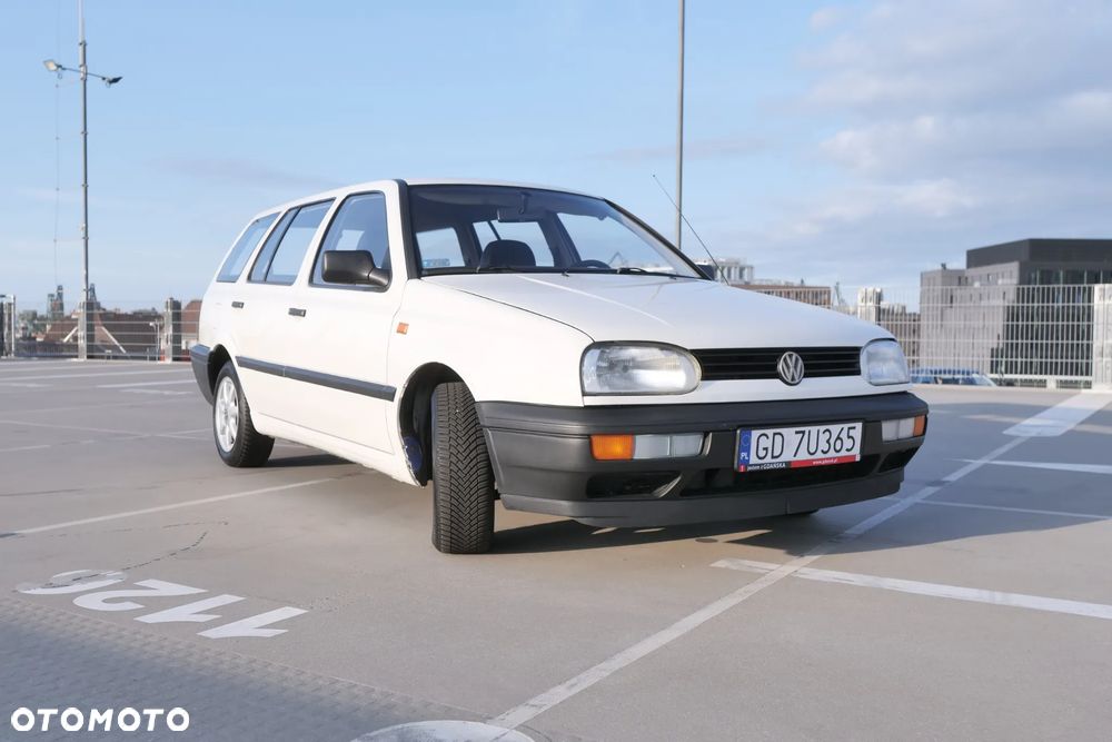 Volkswagen Golf 1.4 CL - 19