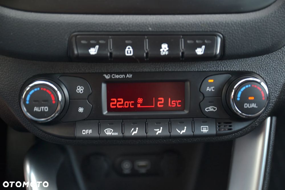 Kia Ceed 1.6 CRDi 136 ISG Dream Team Edition - 22