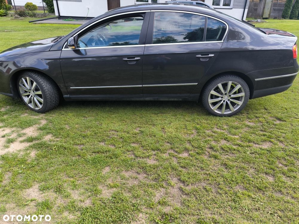Volkswagen Passat - 5
