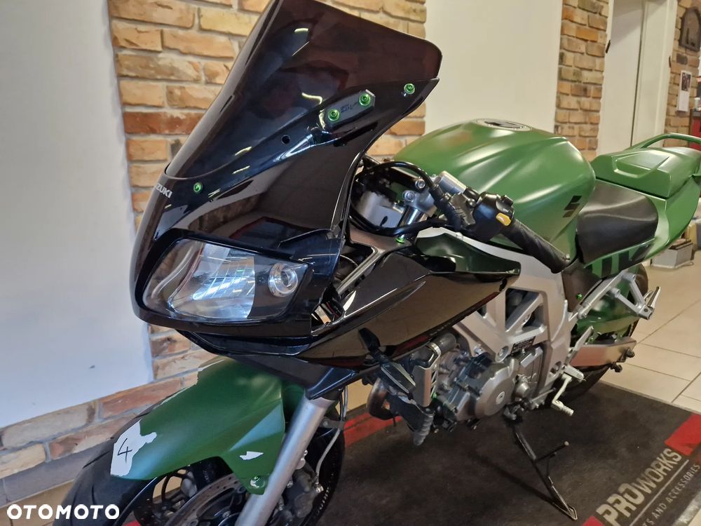 Suzuki SV - 27