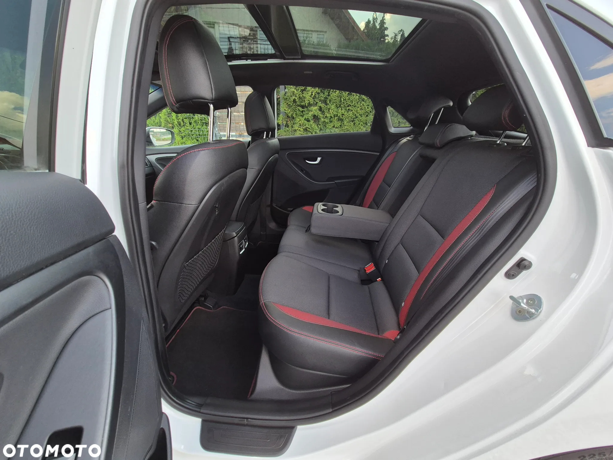 Hyundai i30 1.6 T GDI Turbo - 37