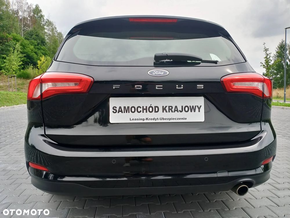 Ford Focus 1.5 TDCi SYNC Edition - 10