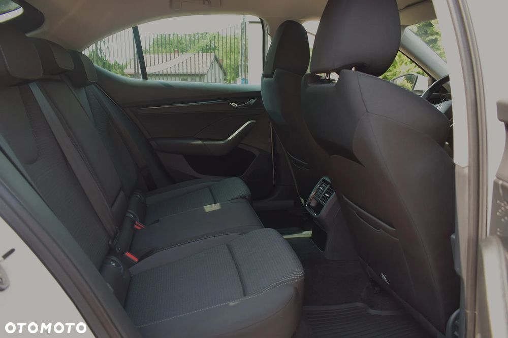 Skoda Octavia 2.0 TDI Style - 9