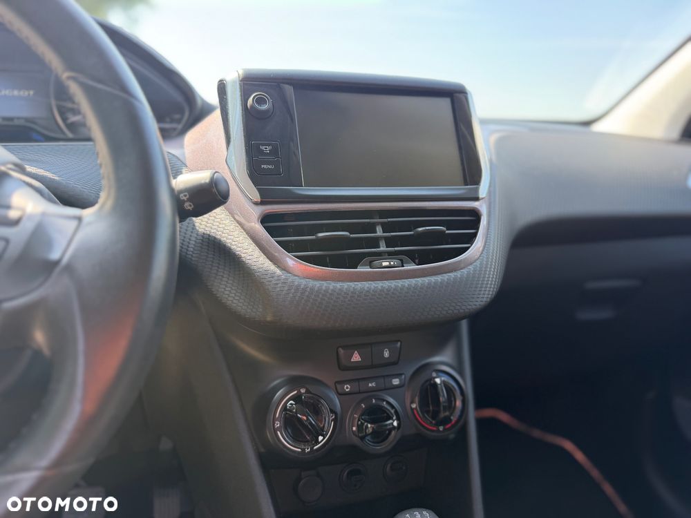 Peugeot 2008 82 VTI Active - 21