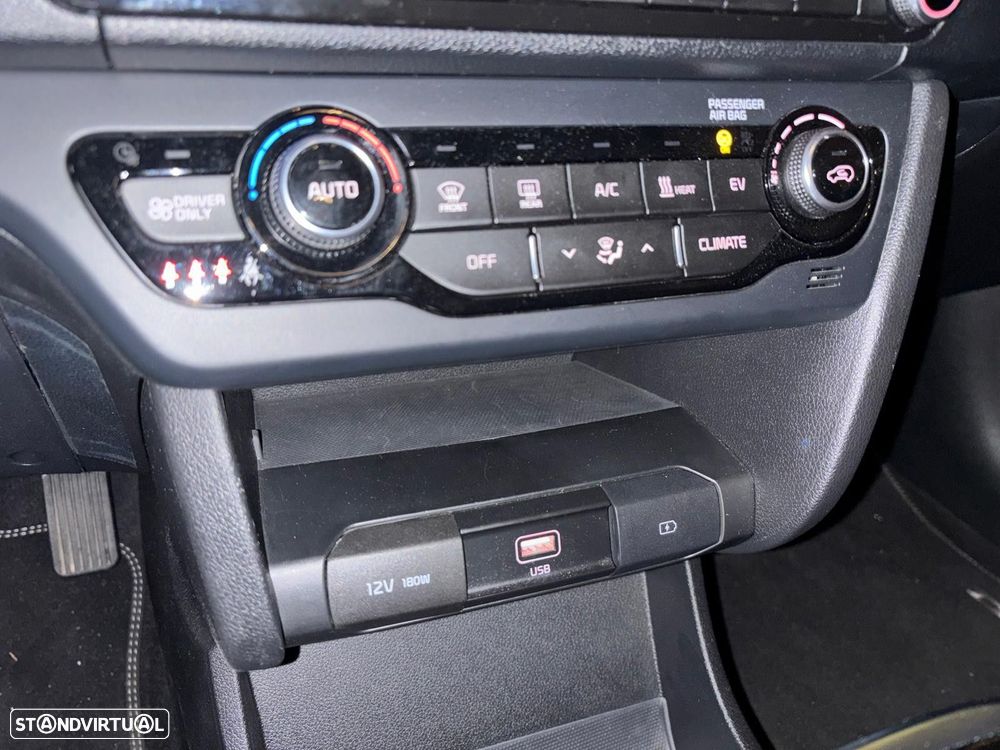 Kia e-Niro - 26