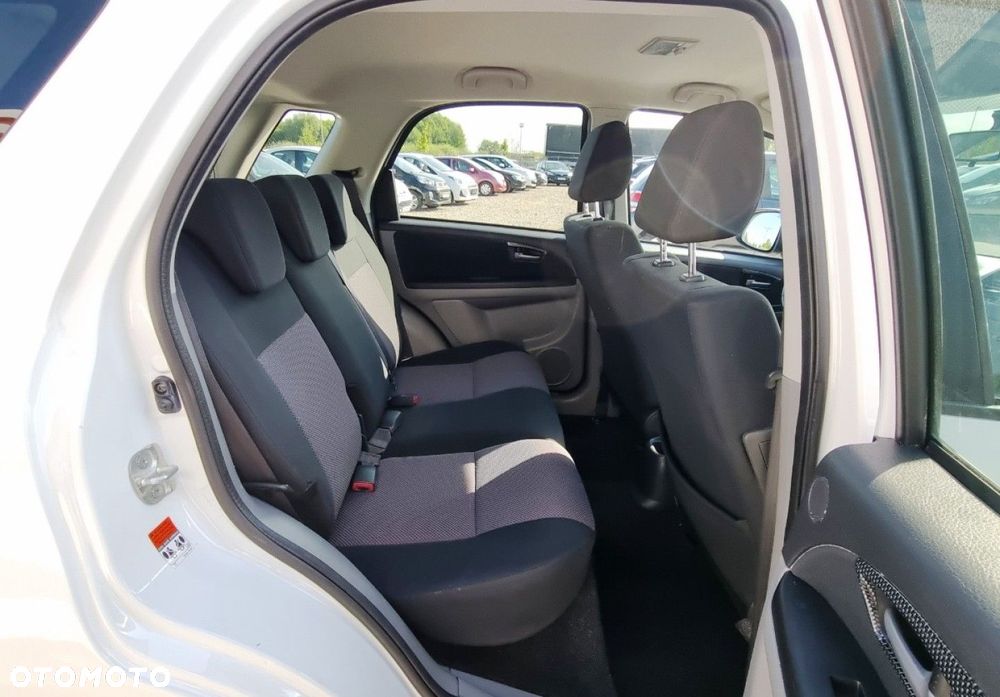 Suzuki SX4 - 22