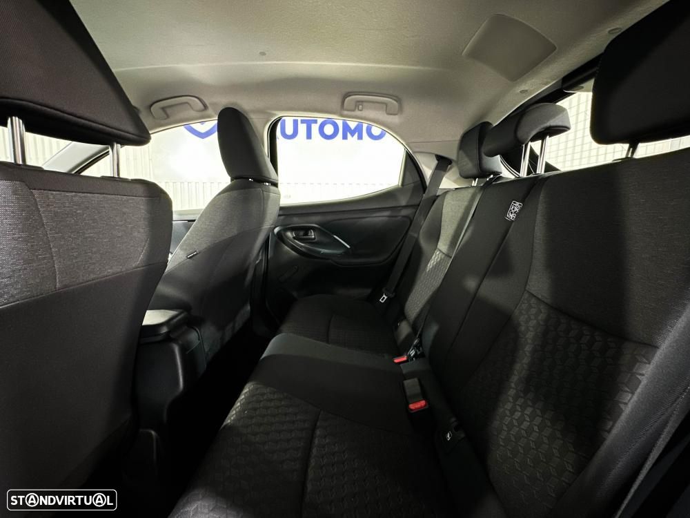Toyota Yaris 1.5 HDF Premier Edition - 10