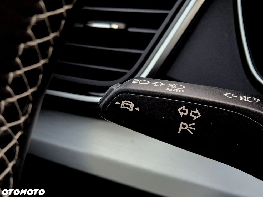 Audi Q5 50 TFSIe quattro S tronic S line - 26