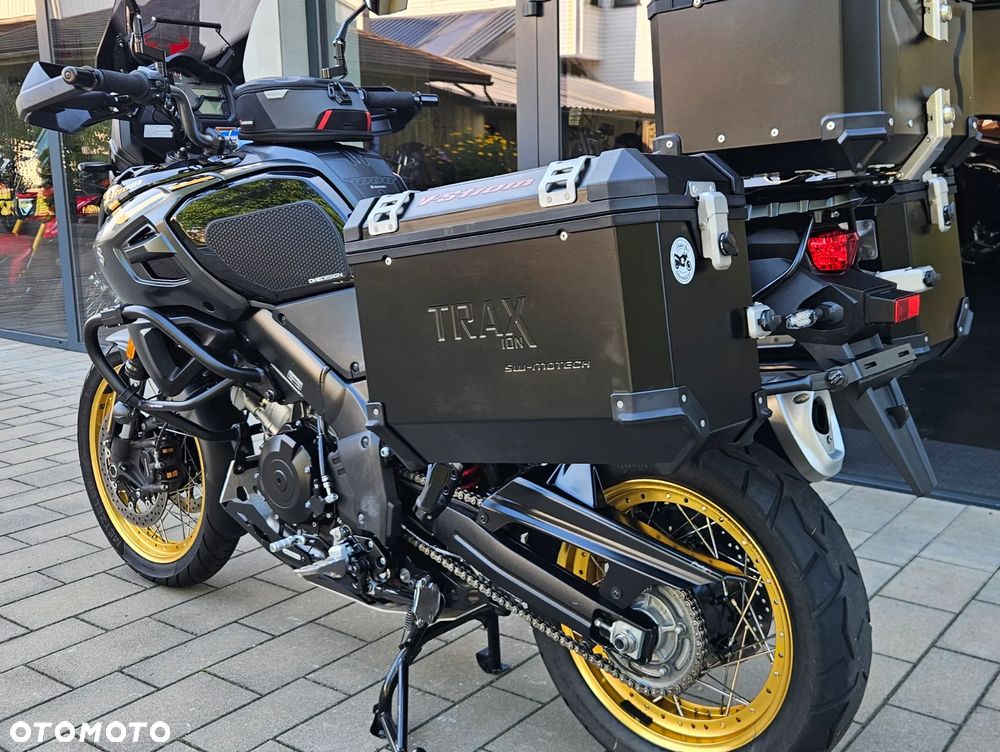 Suzuki DL - 8