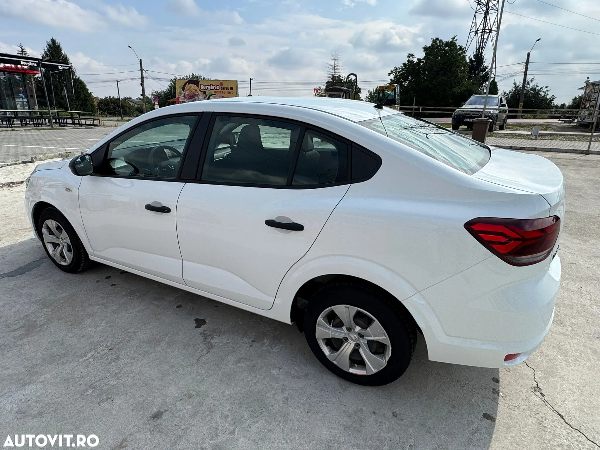 Dacia Logan - 12