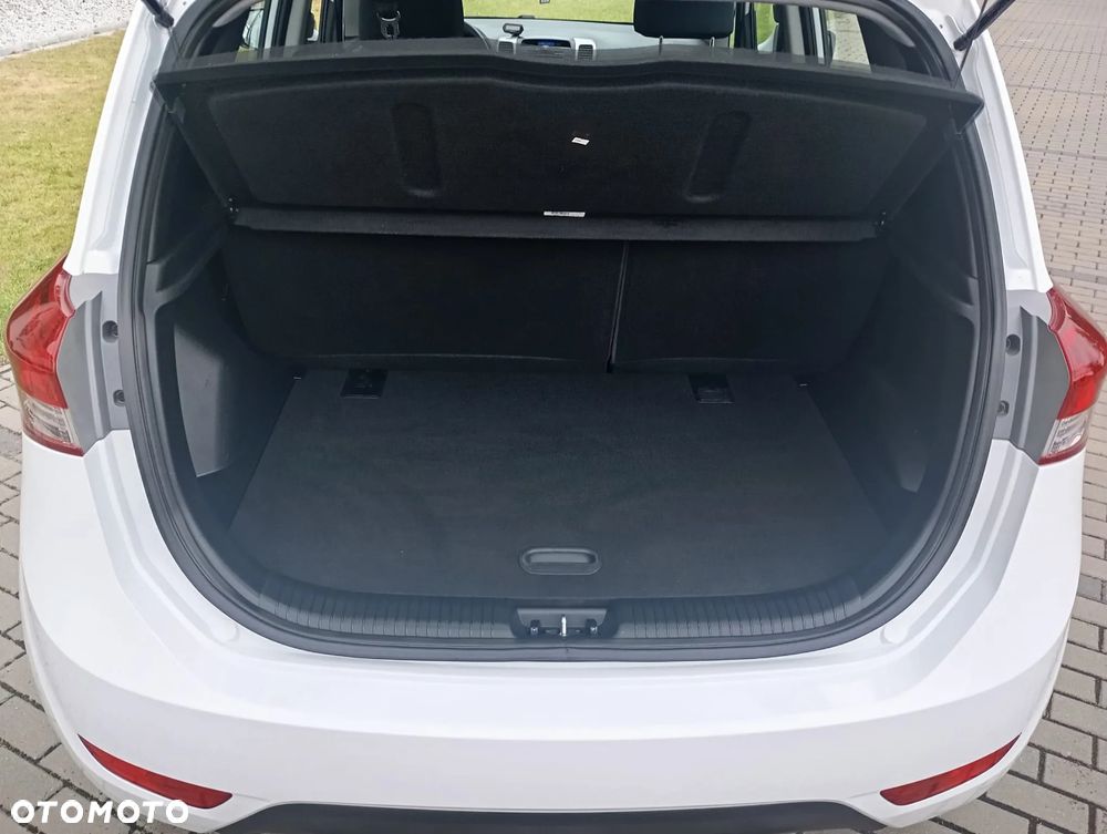 Hyundai ix20 1.6 Premium - 12