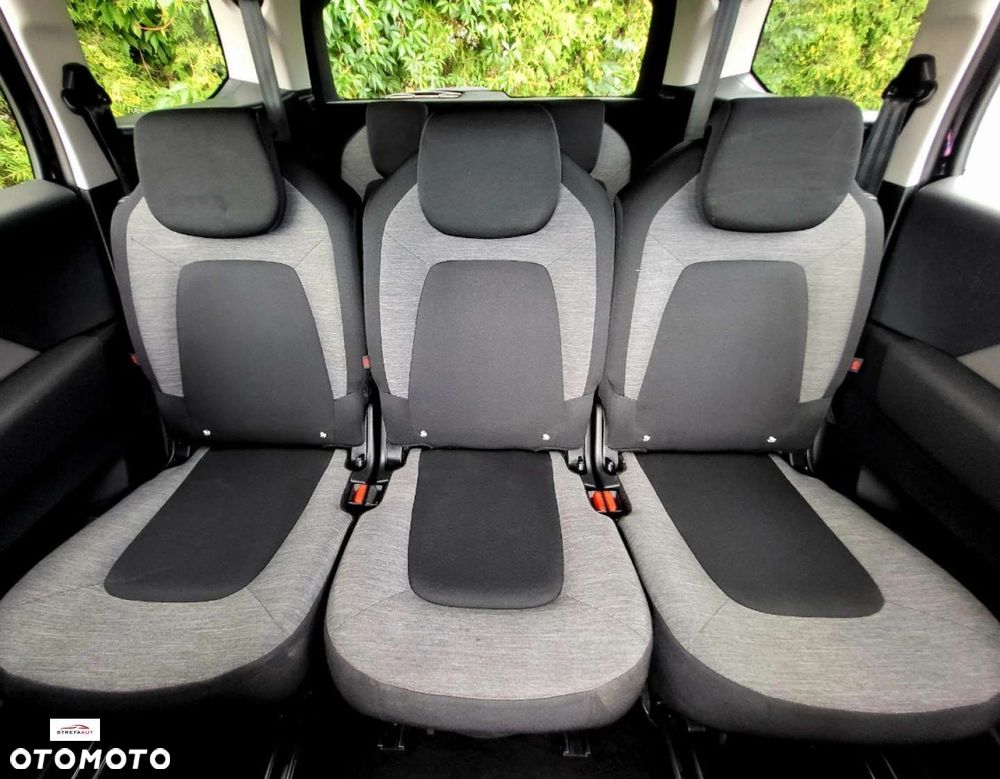 Citroën C4 Grand Picasso - 22