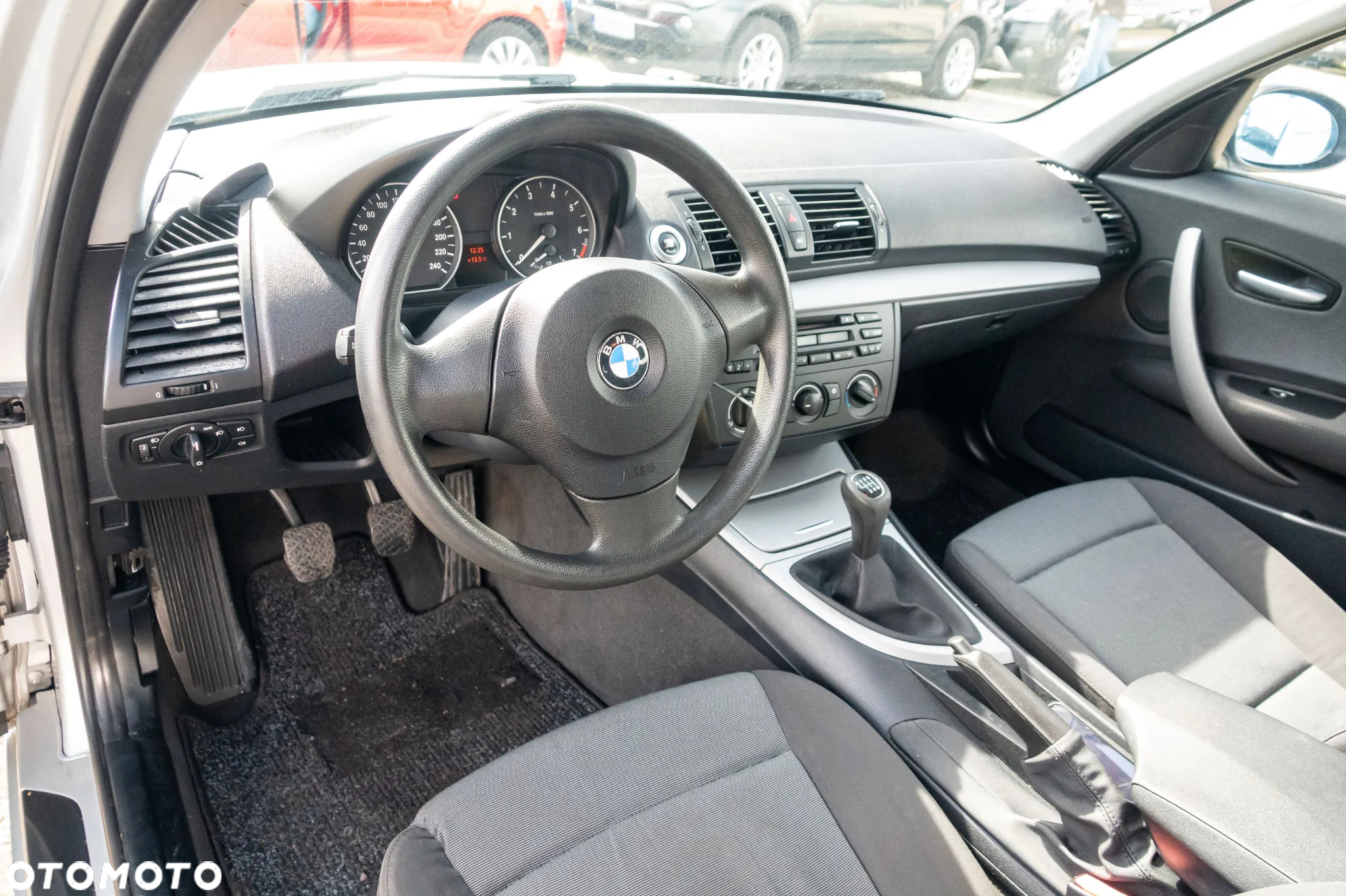 BMW Seria 1 116i - 13