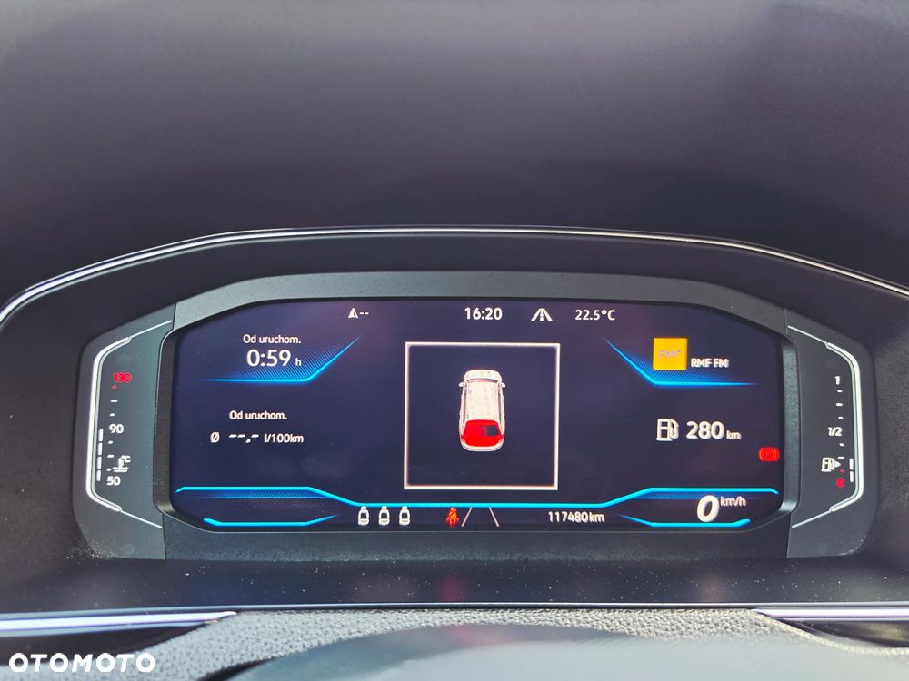 Volkswagen Passat - 13