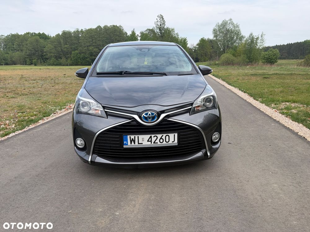 Toyota Yaris Hybrid 100 Premium EU6 - 3