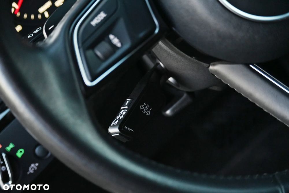 Audi A4 Avant 2.0 TDI ultra S tronic sport - 31