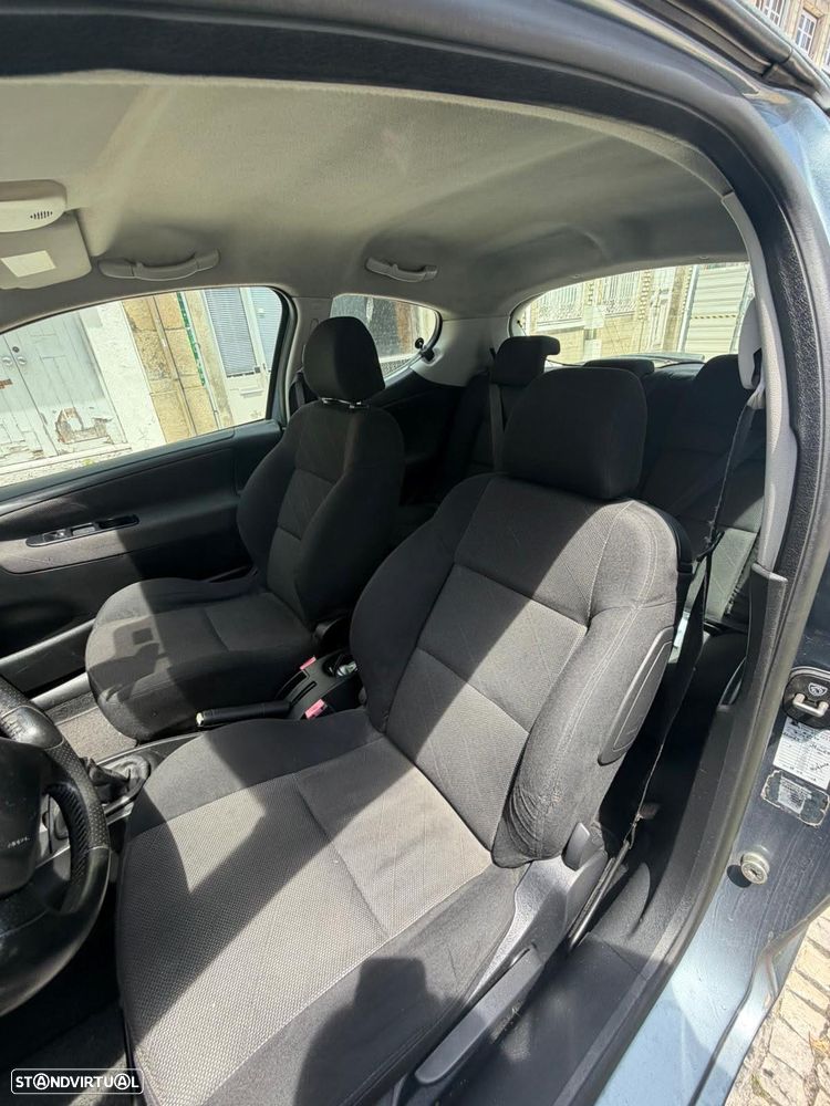 Peugeot 207 1.6 HDi Sport - 9