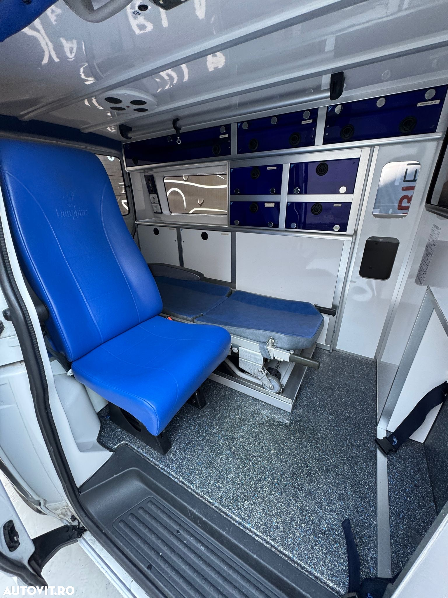 Volkswagen Transporter - 11