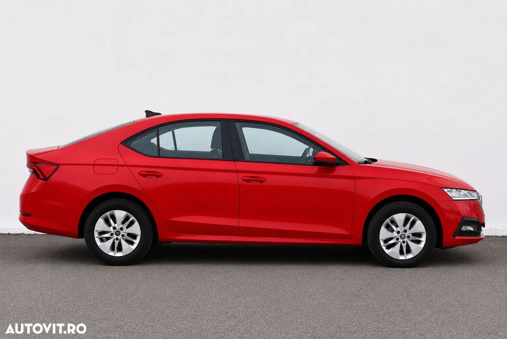 Skoda Octavia 2.0 TDI DSG Ambition - 9