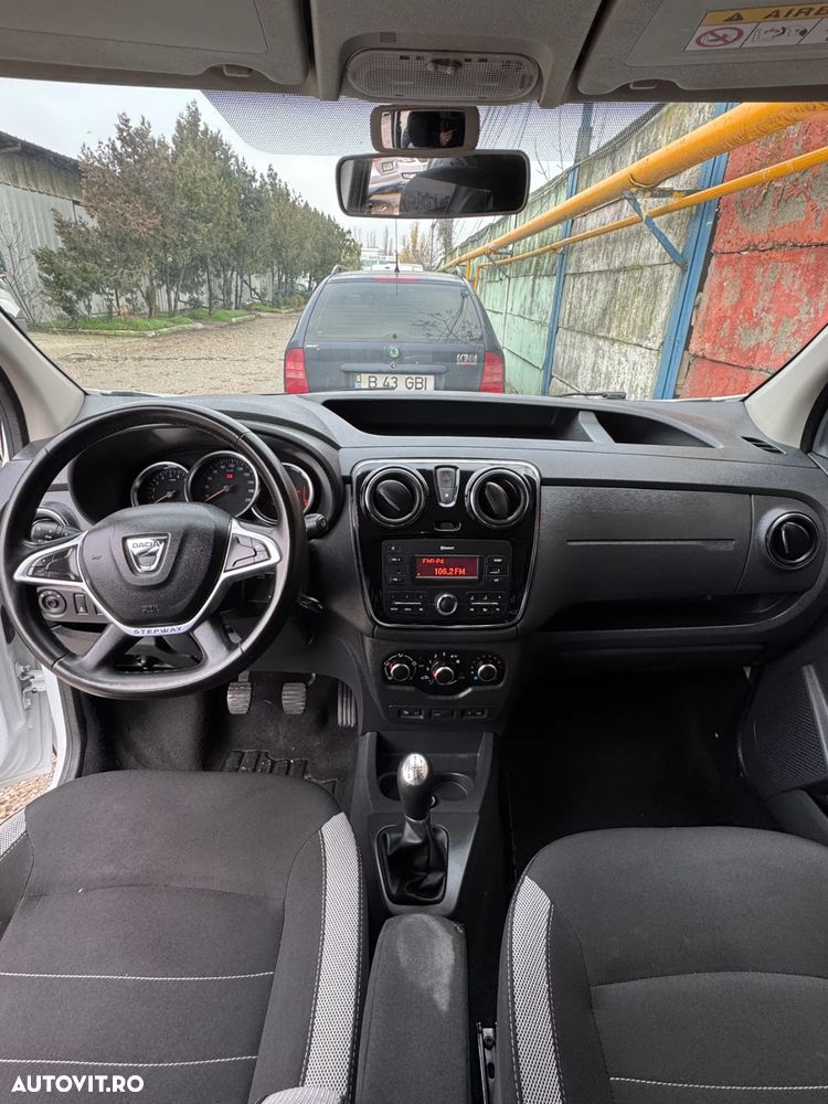 Dacia Dokker SCe 100 Stepway - 11