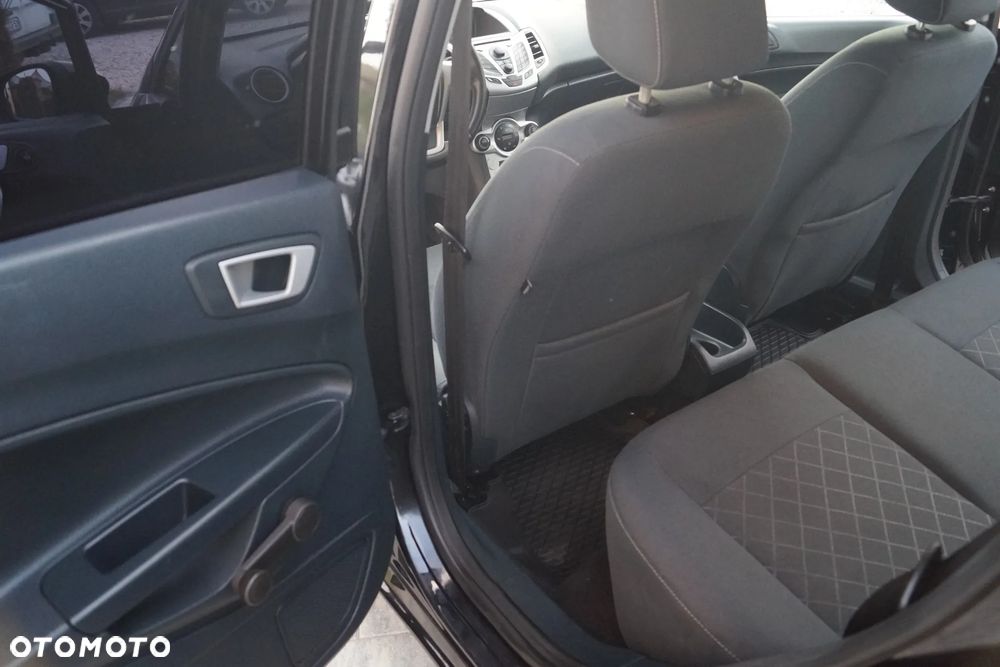 Ford Fiesta 1.25 Ghia EU5 - 22