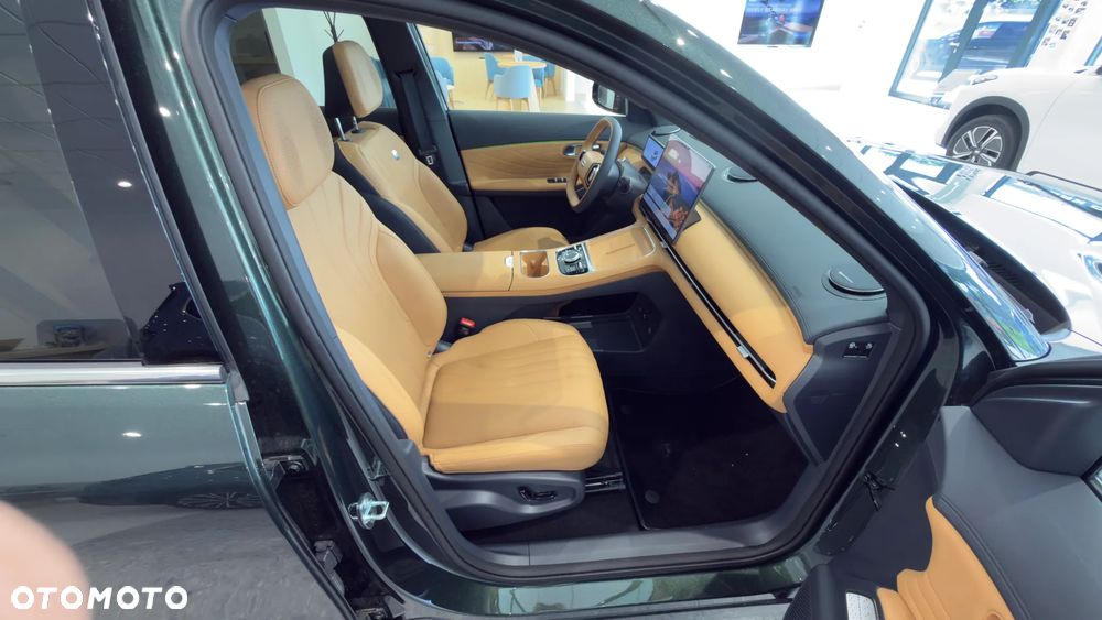 Geely Starray EM-i 1.5 PHEV Max - 10