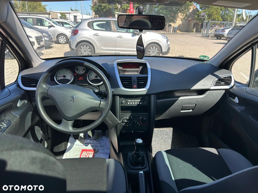 Peugeot 207 95 VTi Filou - 16