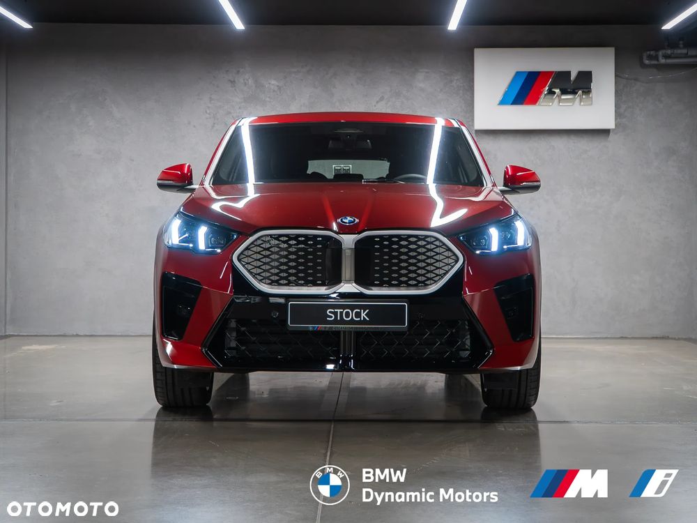 BMW iX2 eDrive20 - 2
