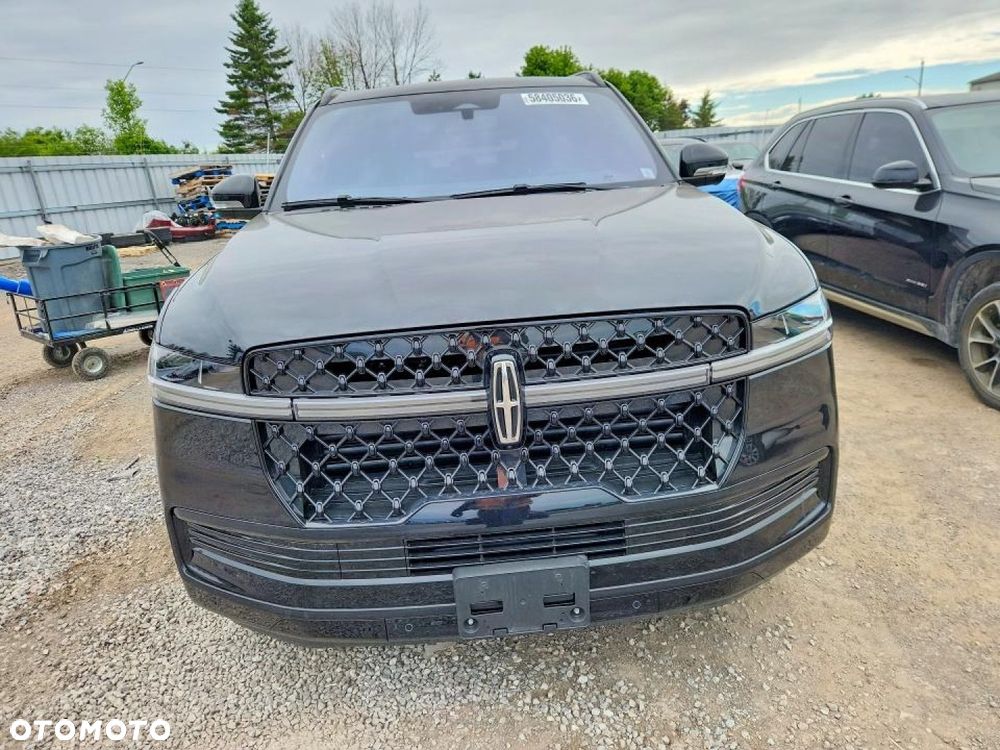 Lincoln Navigator - 6