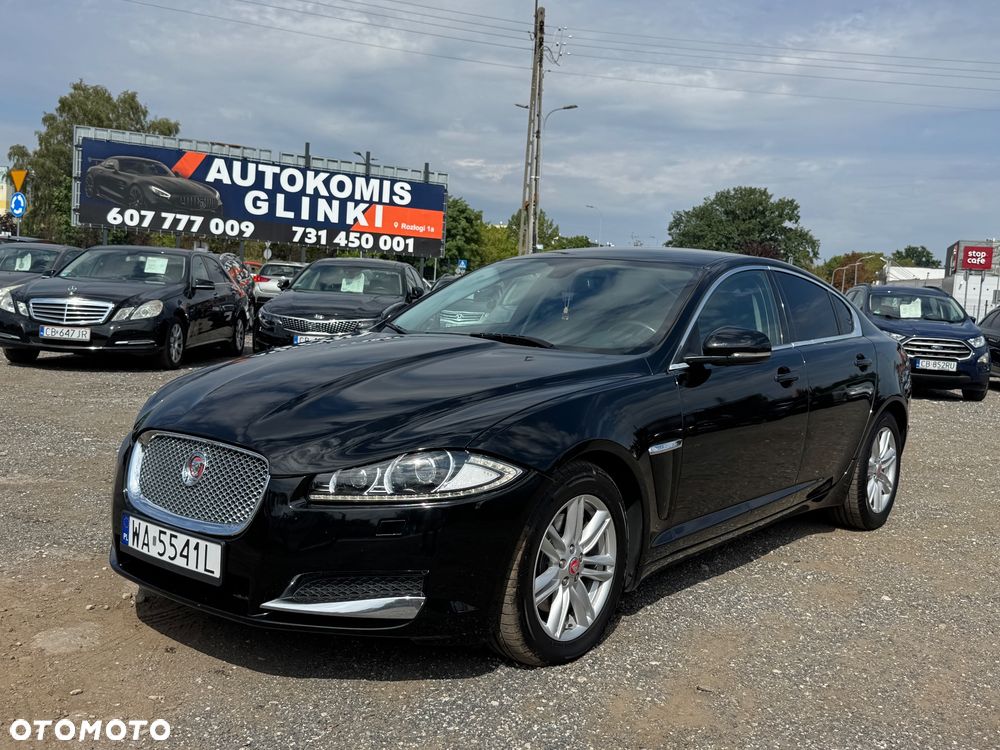 Jaguar XF 2.2 D Premium Luxury - 32