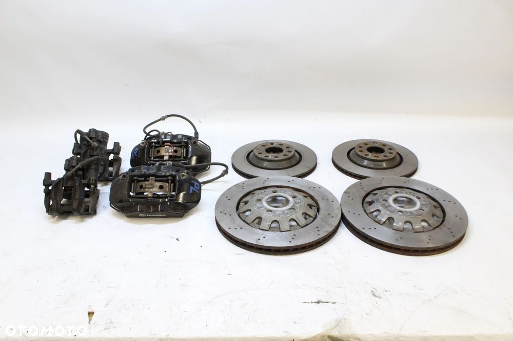 Cupra Leon zaciski komplet tarcze BREMBO - 1