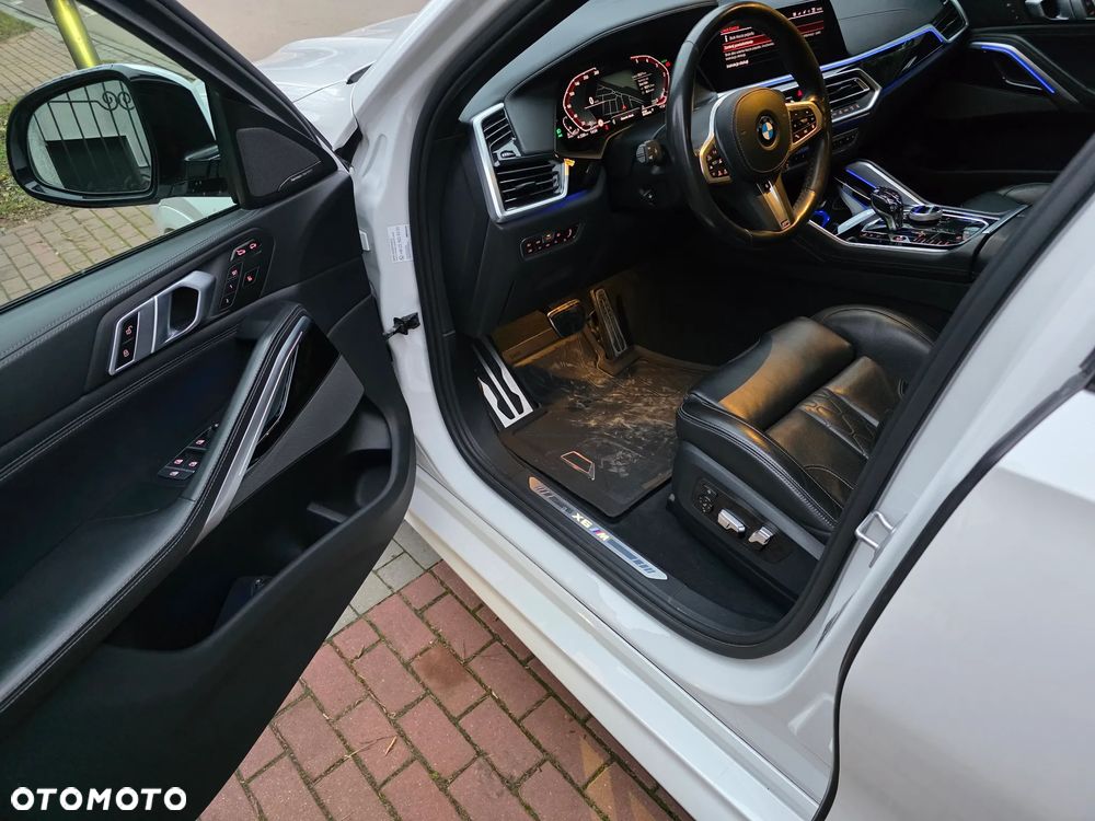 BMW X6 xDrive40d - 17