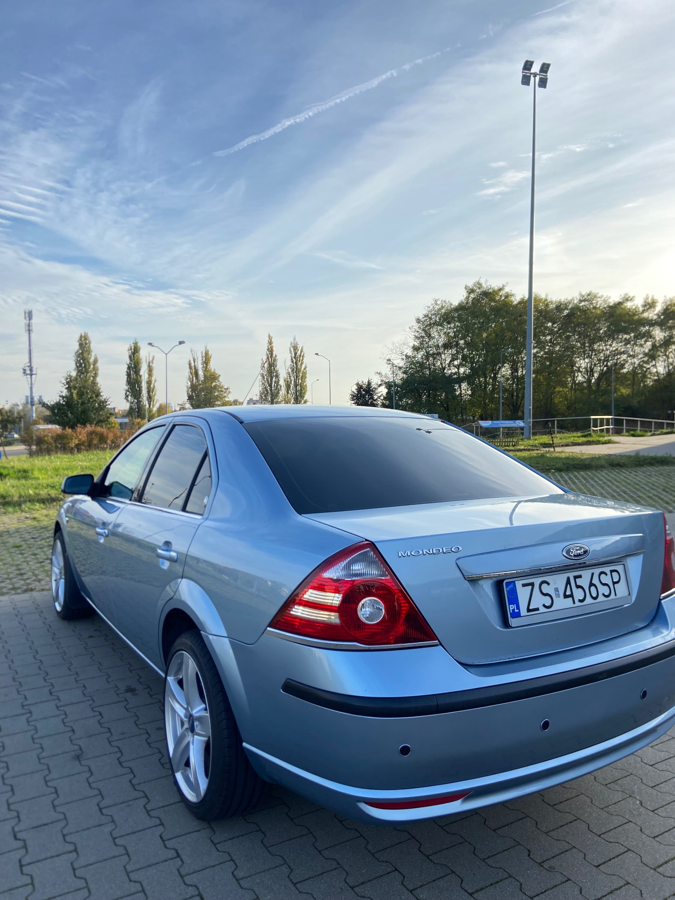 Ford Mondeo 2.0 Ghia - 3