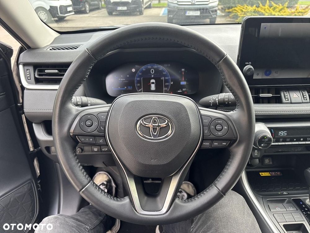 Toyota RAV4 - 16
