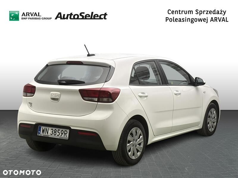 Kia Rio - 6
