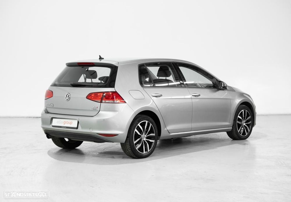 VW Golf - 4