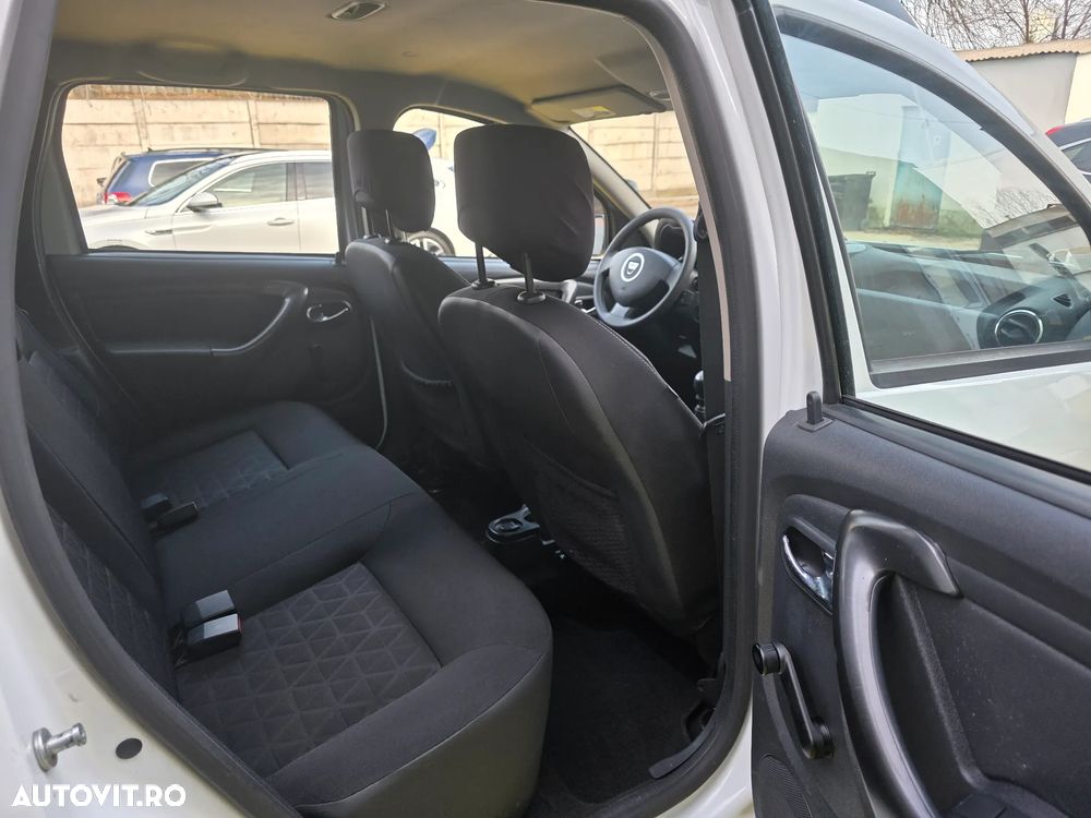 Dacia Duster 1.5 dCi 4x2 Prestige - 11