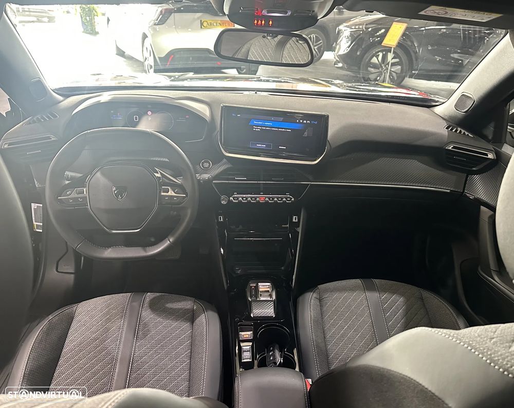 Peugeot e-2008 Allure - 6