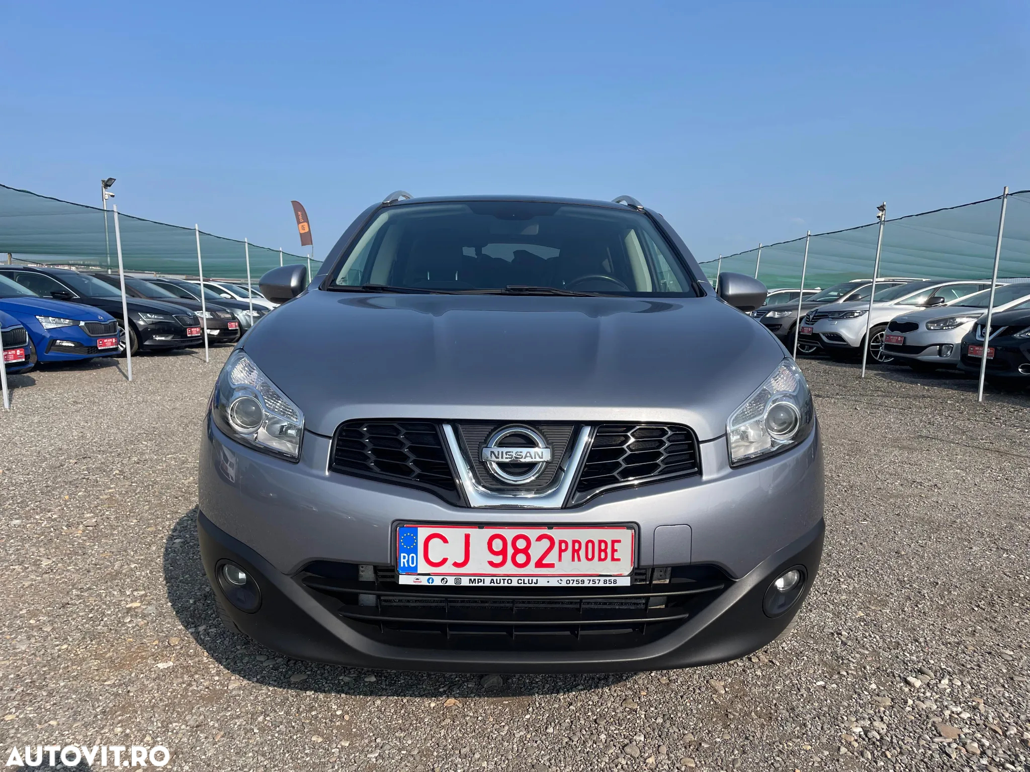 Nissan Qashqai 2.0 DCI 4 x 4 DPF Aut acenta - 3