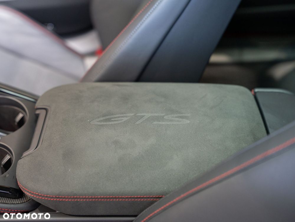 Porsche Panamera GTS - 35