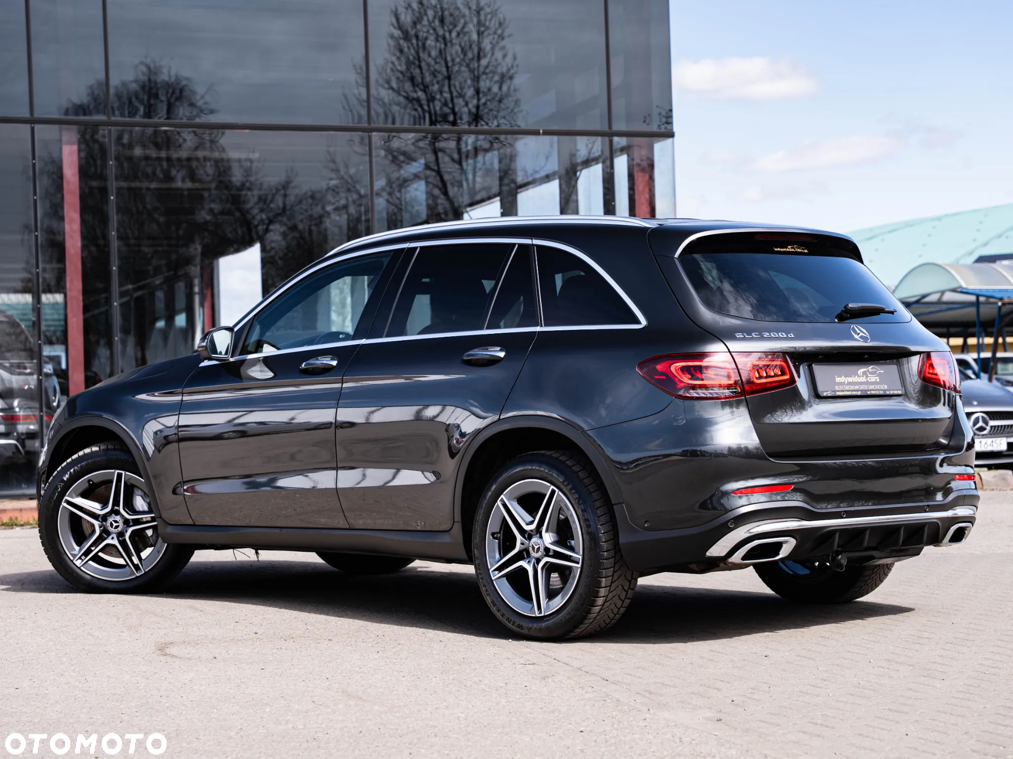 Mercedes-Benz GLC - 11