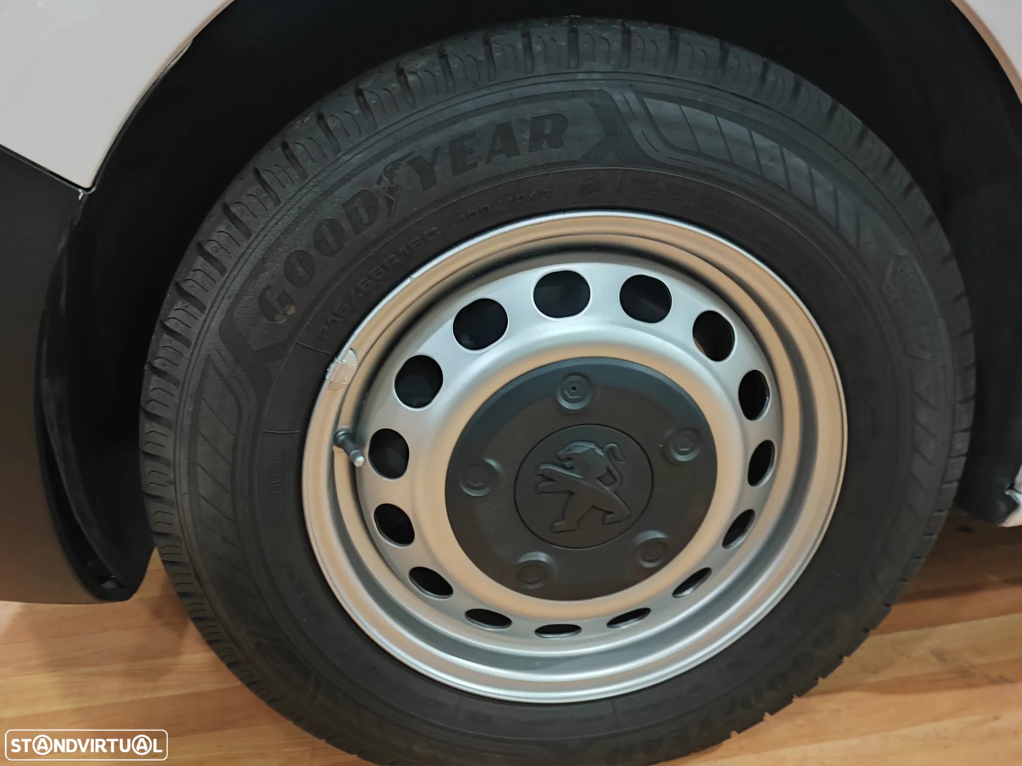 Peugeot EXPERT VAN L1H1 2.0 BLUEHDi 122CV - 3 LUG - 33