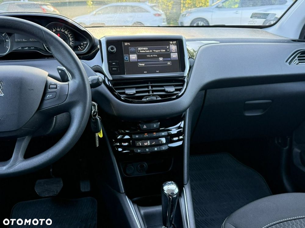 Peugeot 208 - 20