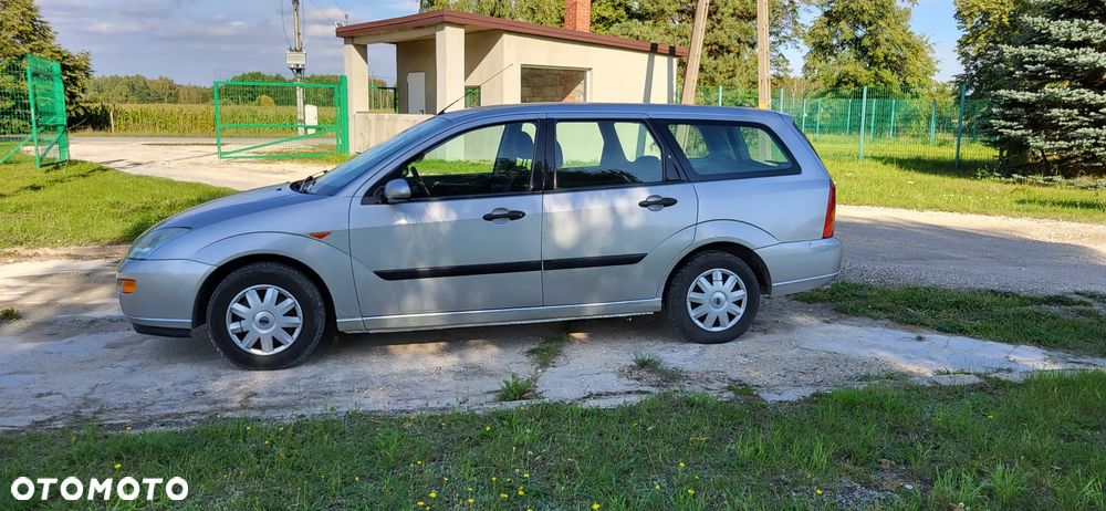 Ford Focus 1.4 Trend - 2