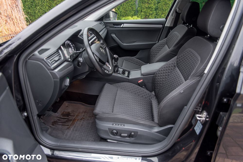 Skoda Superb 1.6 TDI Style - 14