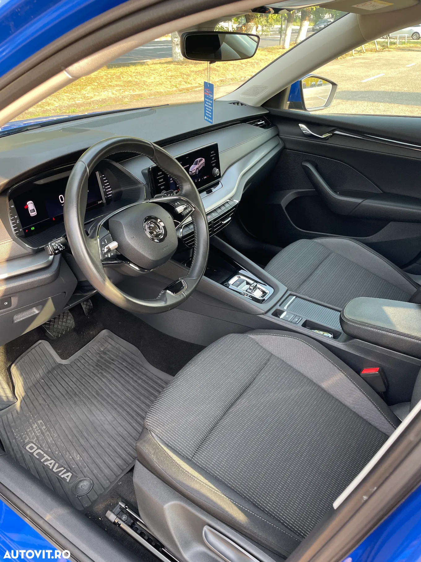 Skoda Octavia 2.0 TDI DSG Style - 20