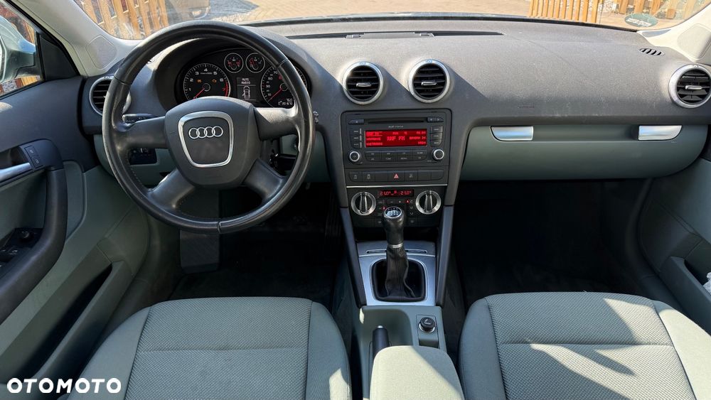 Audi A3 Sportback - 8