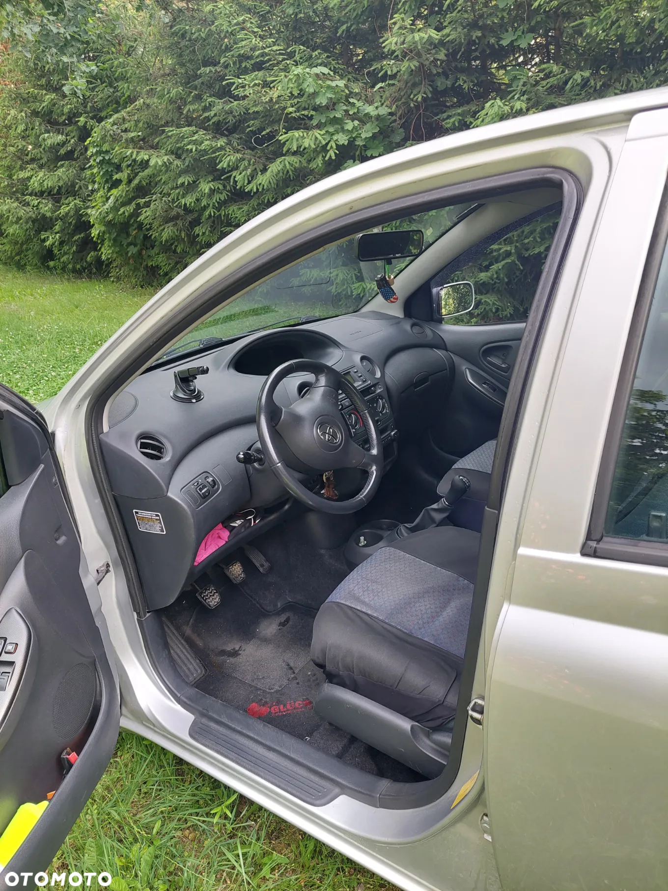 Toyota Yaris 1.4 D-4D - 10